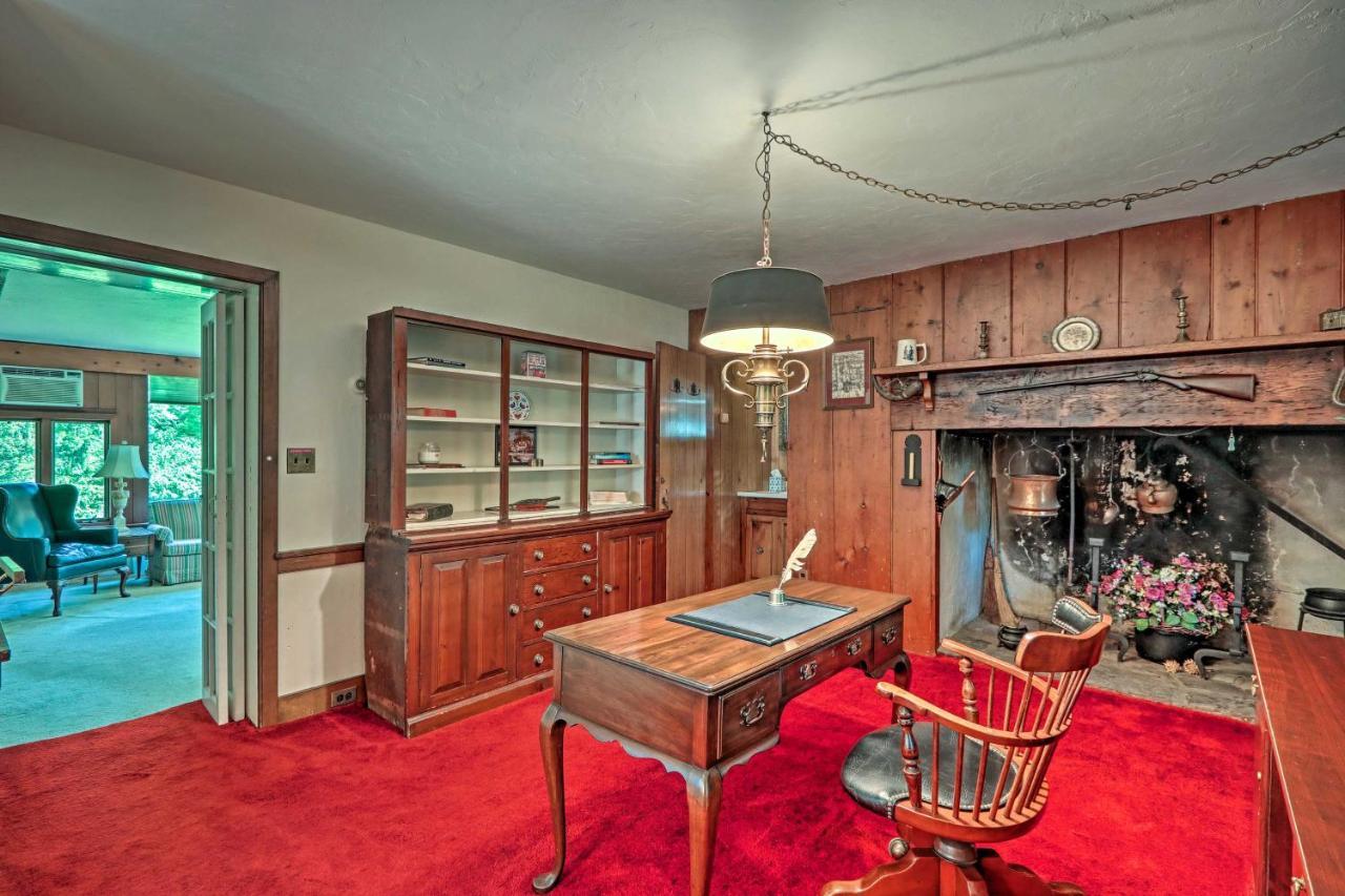 Morgan Hughes Homestead With Game Room And Pool! Lansdale Eksteriør bilde